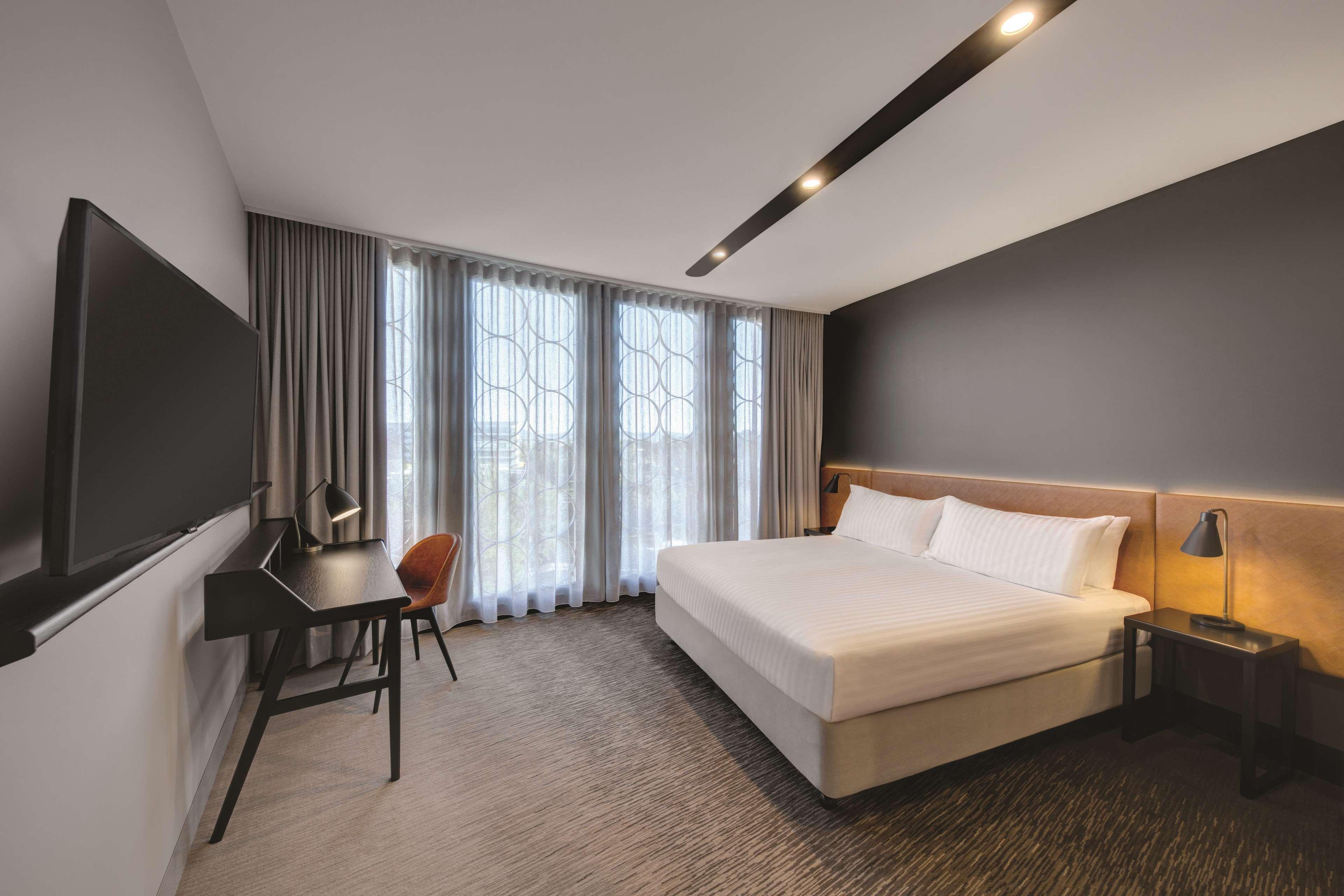 Vibe Hotel Canberra Extérieur photo