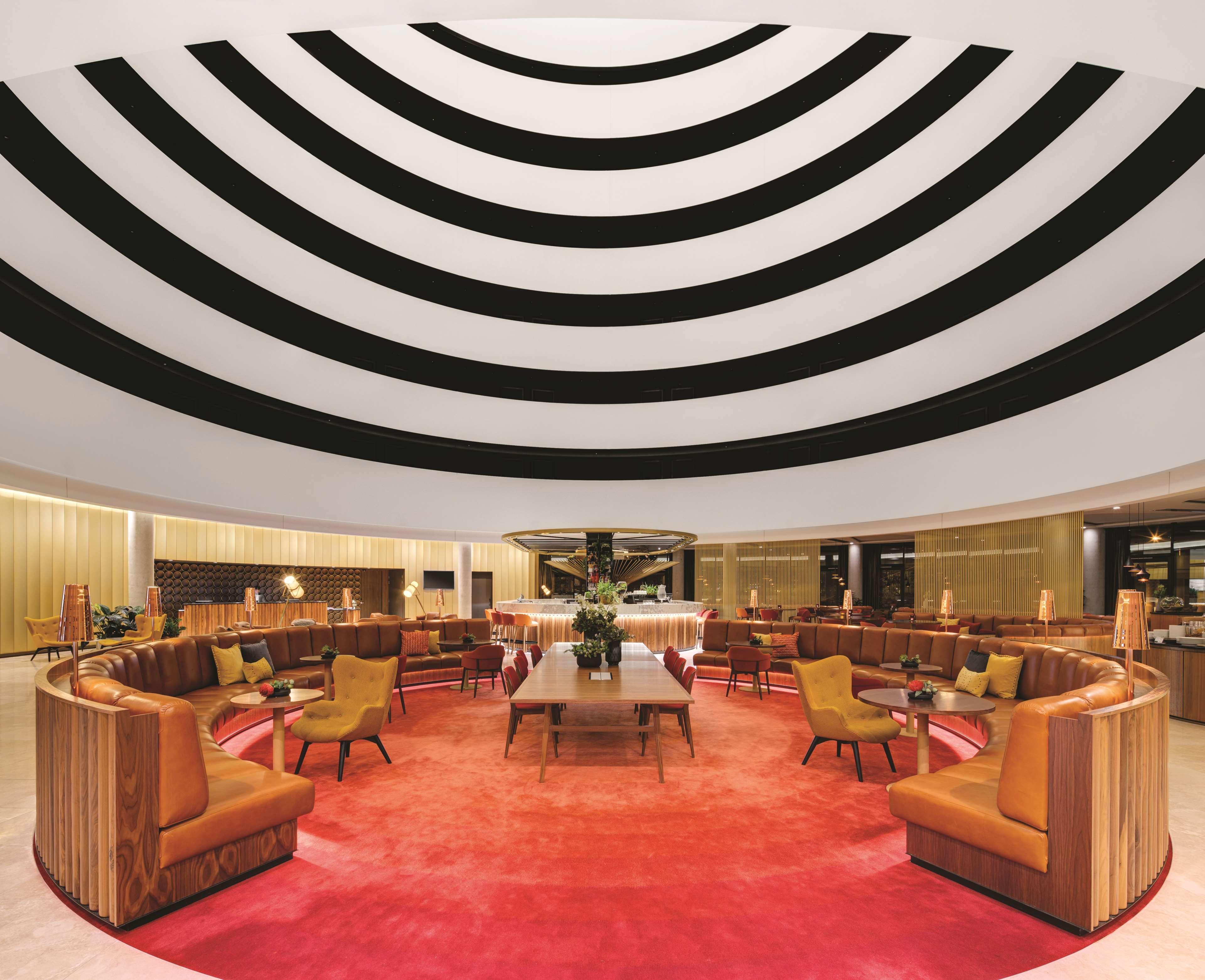 Vibe Hotel Canberra Extérieur photo
